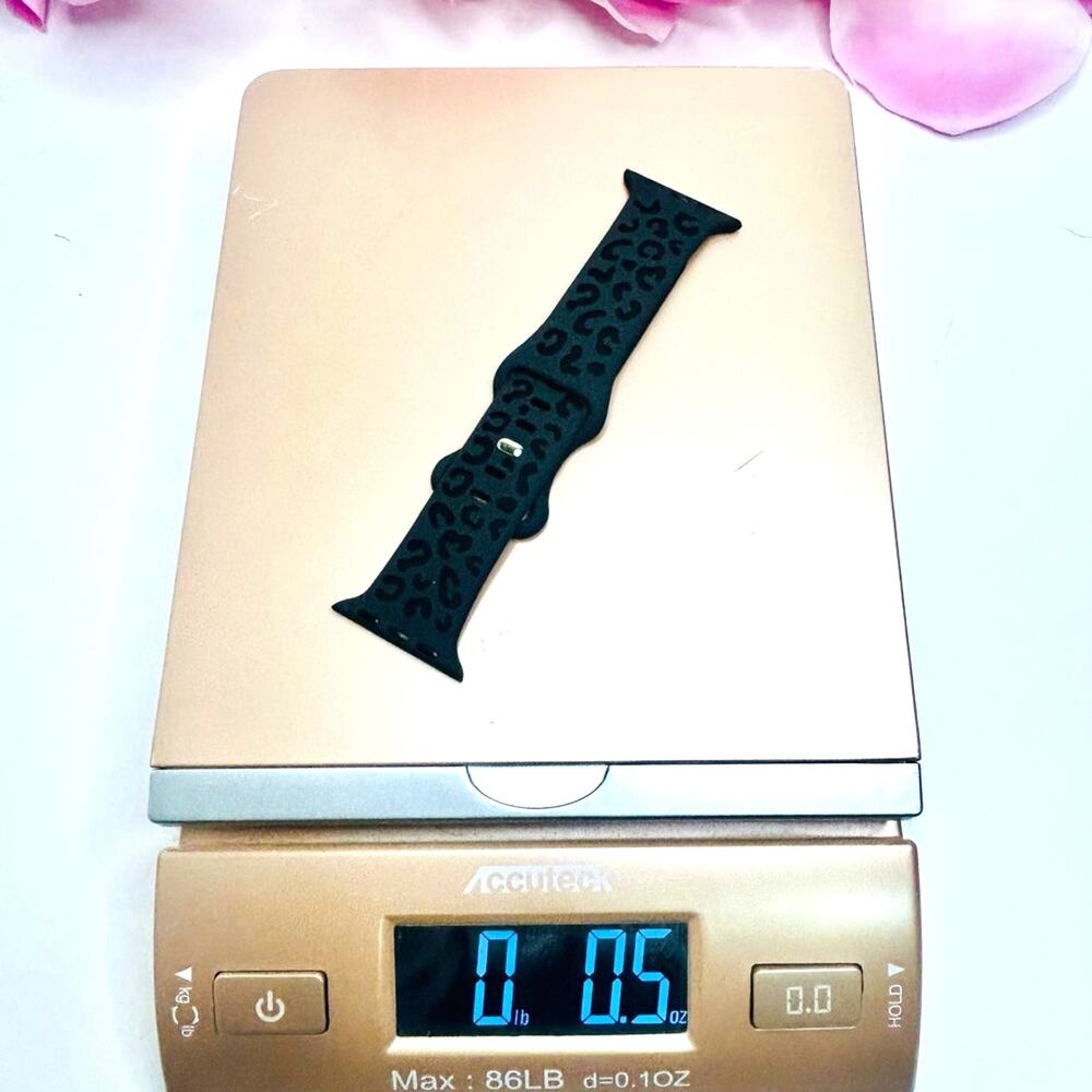 Matte Black Apple Watch Band 38 40 Silicone Strap Minimal NEW - Picture 12 of 12